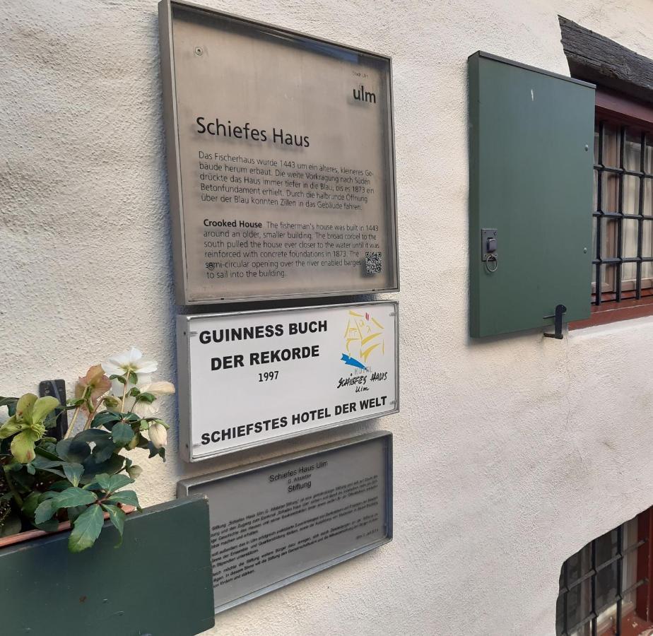Schiefes Haus Hotel Ulm Exterior foto